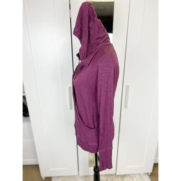 Athleta Inner Twist Wrap Front Hoodie in Chianti Heather Maroon Size Medium - Picture 4 of 9
